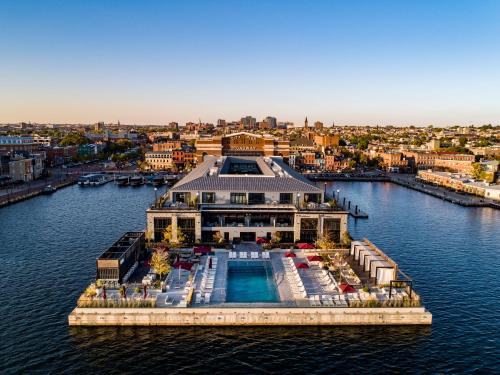 Hotels With Balcony Baltimore