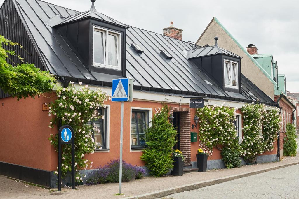 hotels with balcony in Ystad