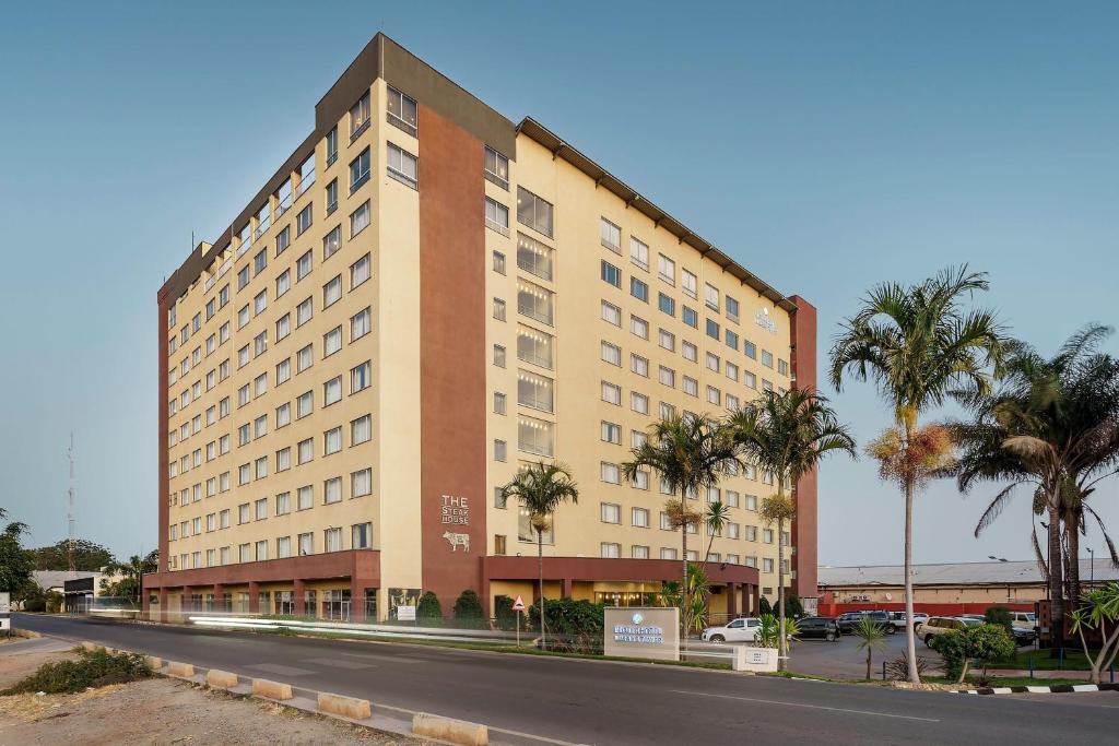 hotels with balcony in Lusaka