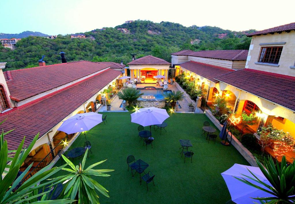 hotels with balcony in Nelspruit