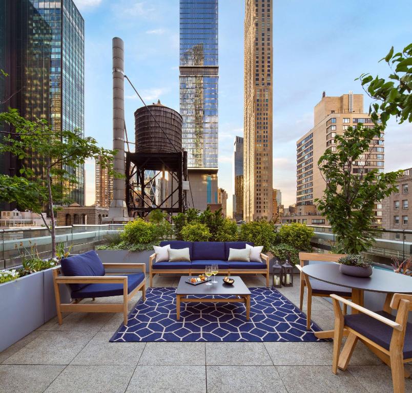 hotels with balcony in New York New York Central Park