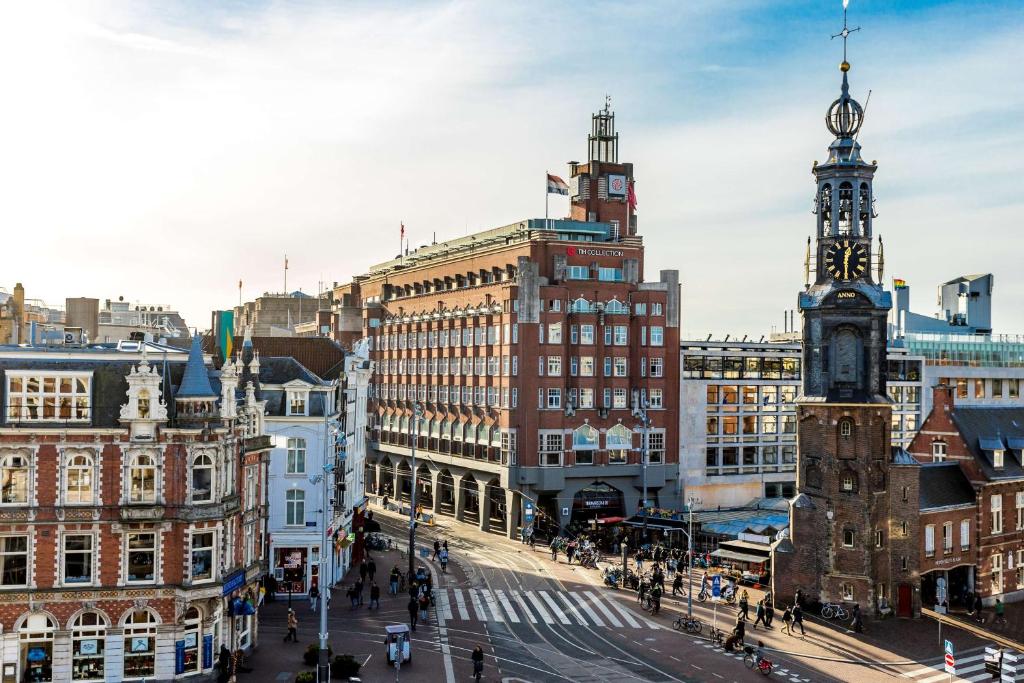 hotels with balcony in Amsterdam