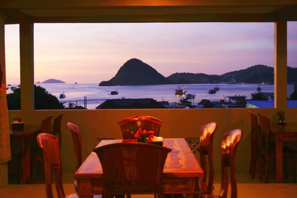 hotels with balcony in Labuan Bajo