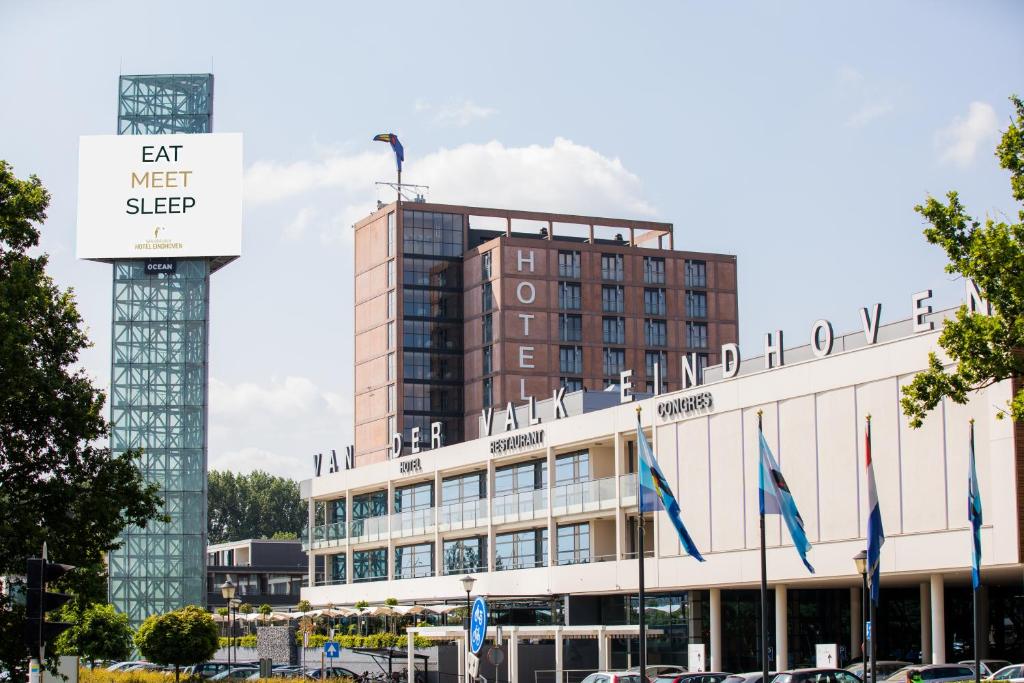 hotels with balcony in Eindhoven