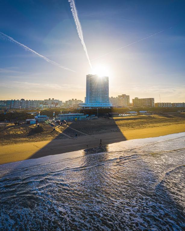 hotels with balcony in Zandvoort