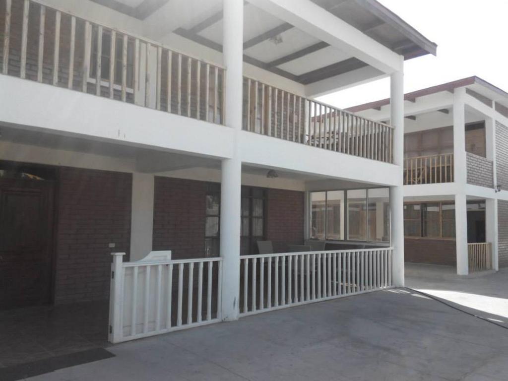 hotels with balcony in Arica