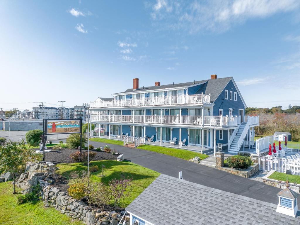 hotels with balcony in Hampton Beach Hampton Beach