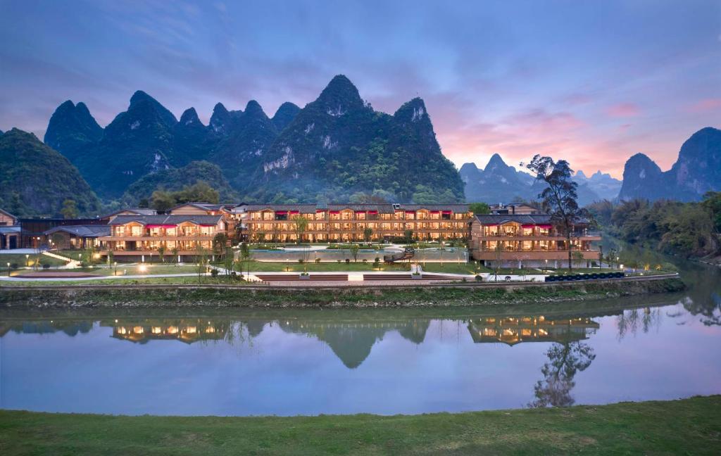 hotels with balcony in Guilin