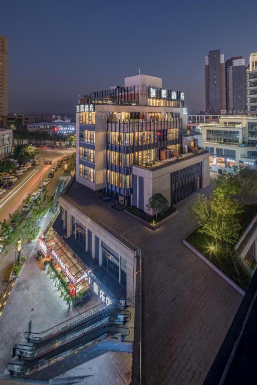 hotels with balcony in Chongqing China