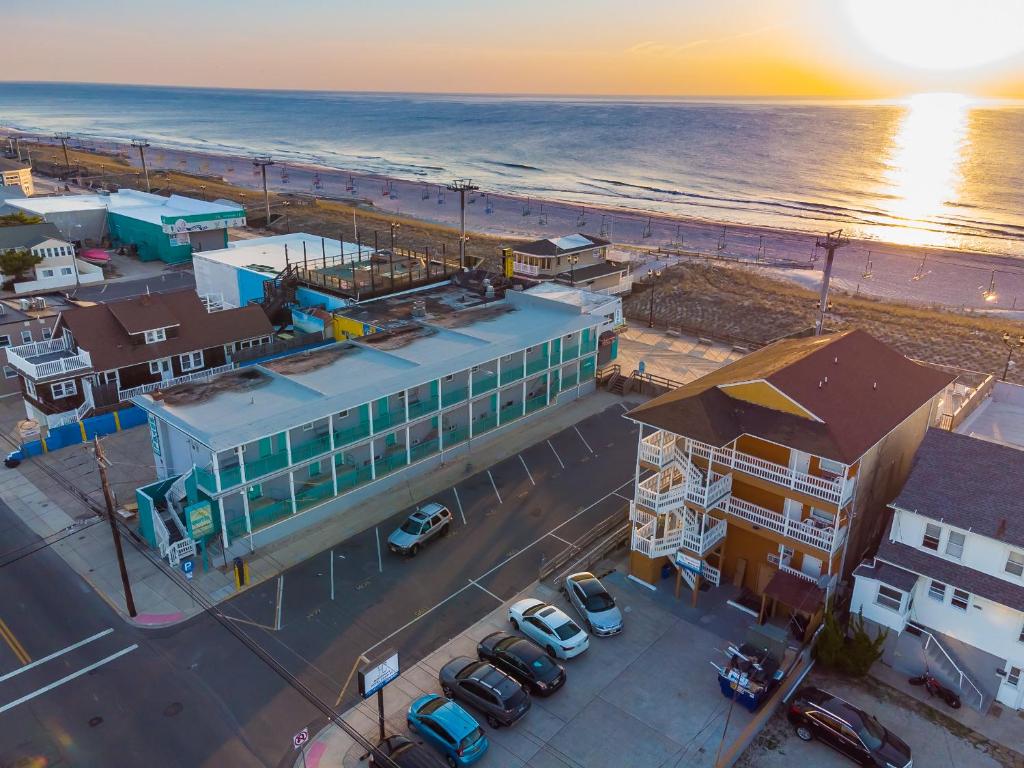 hotels with balcony in Seaside Heights