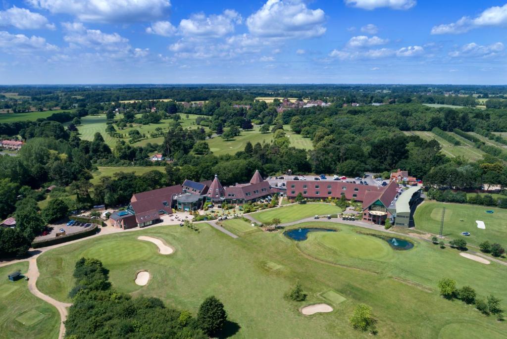 hotels with balcony in Suffolk