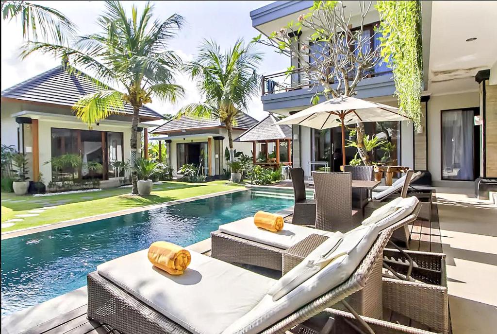 hotels with balcony in Canggu