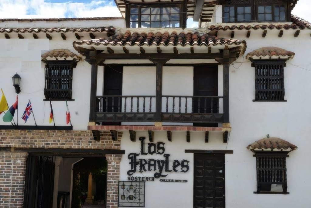 hotels with balcony in Villa De Leyva