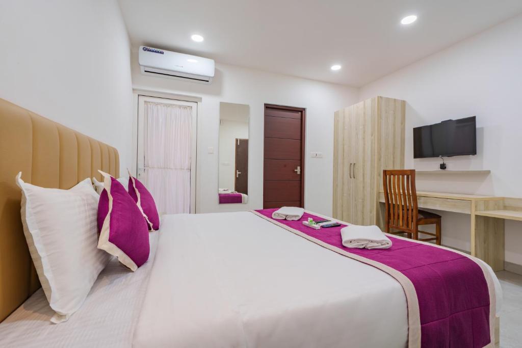 hotels with balcony in Ernakulam