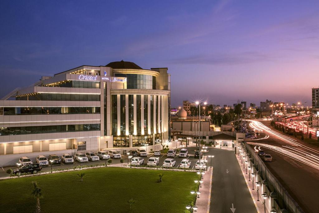 hotels with balcony in Erbil