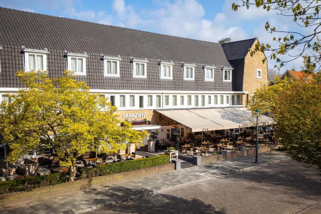 hotels with balcony in Eindhoven