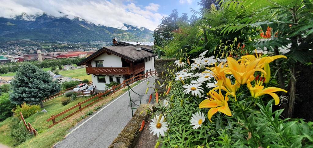 hotels with balcony in Aosta