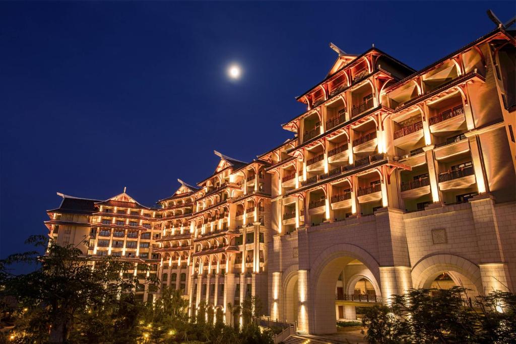 hotels with balcony in Haikou