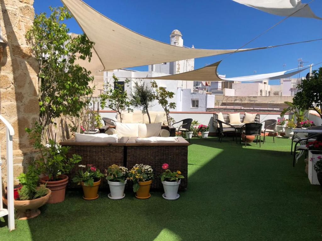 hotels with balcony in Cadiz