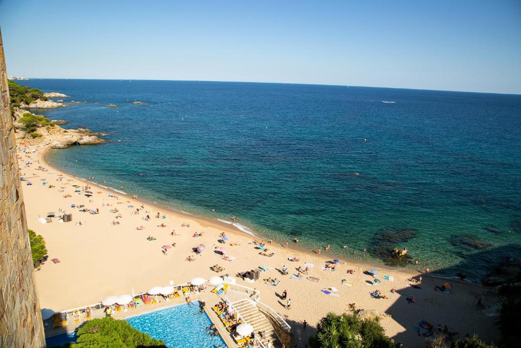 hotels with balcony in Platja Daro