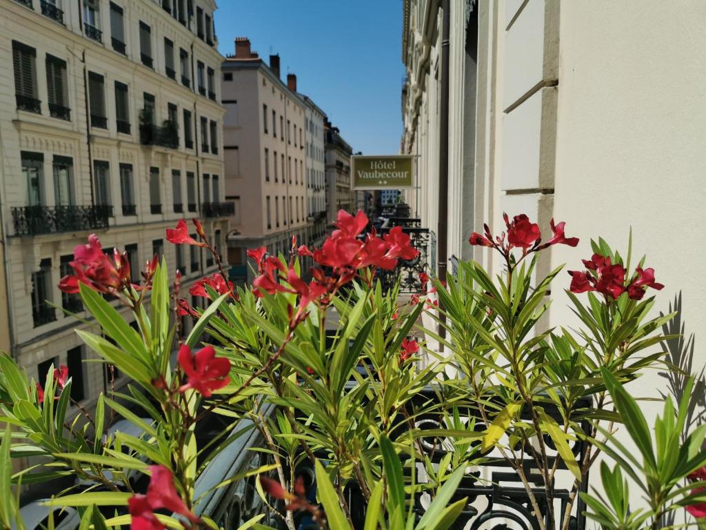 hotels with balcony in Lyon