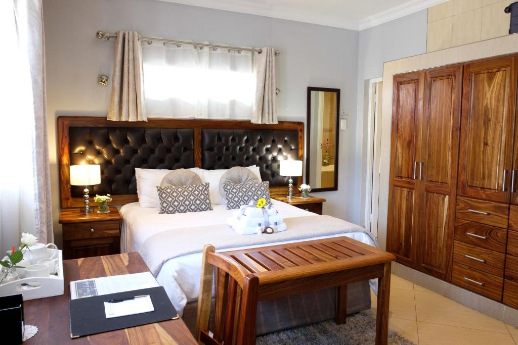 hotels with balcony in Pretoria