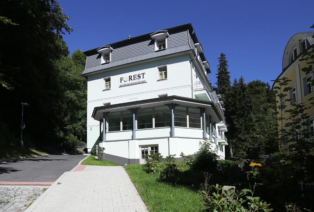 hotels with balcony in Marianske Lazne