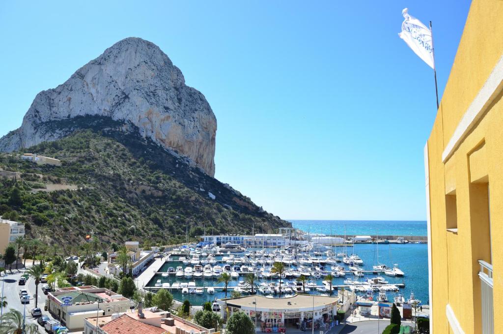 hotels with balcony in Calpe