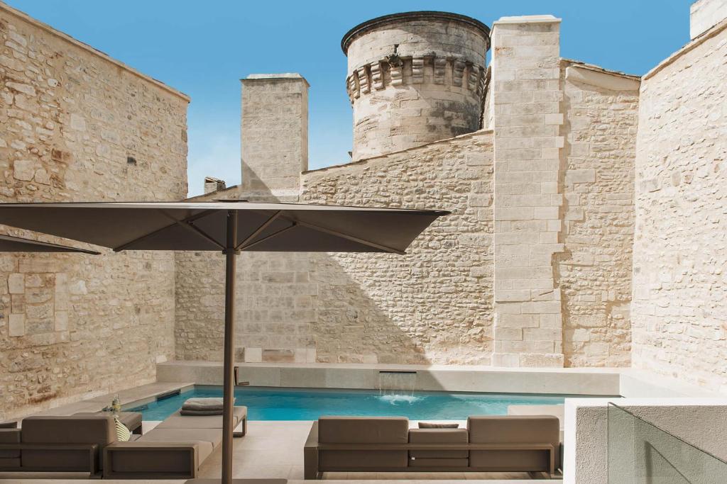 hotels with balcony in Saint Remy De Provence