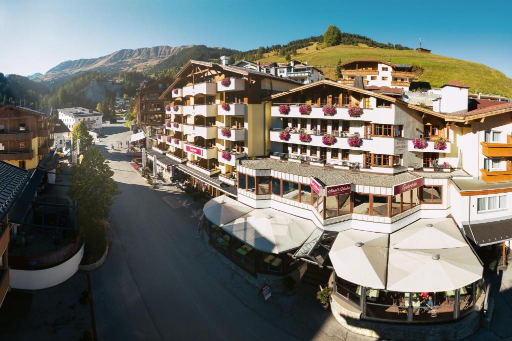 hotels with balcony in Serfaus