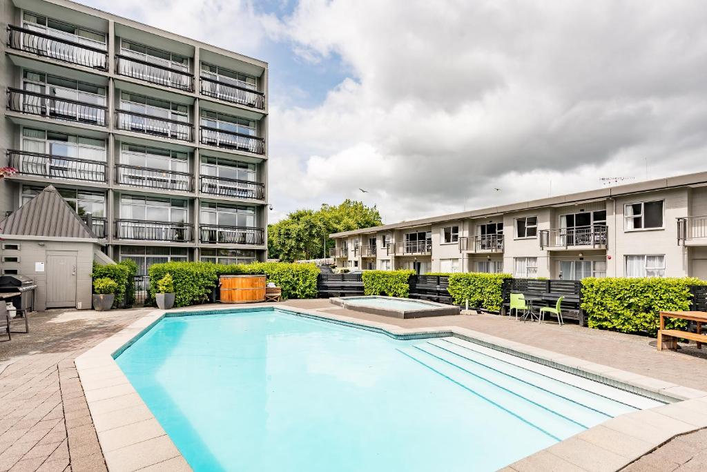 hotels with balcony in Hamilton New Zealand