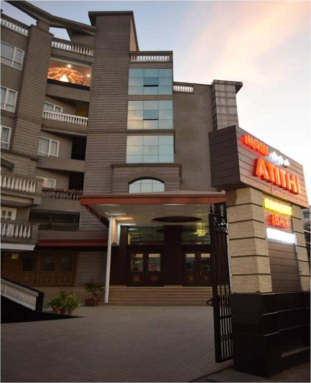 hotels with balcony in Guwahati