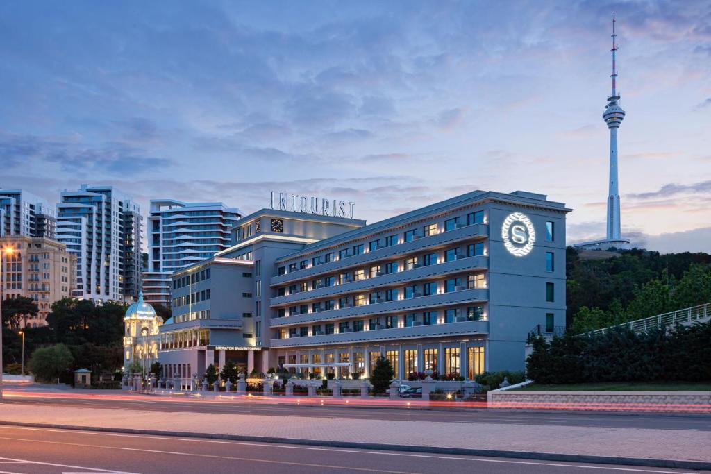 hotels with balcony in Baku