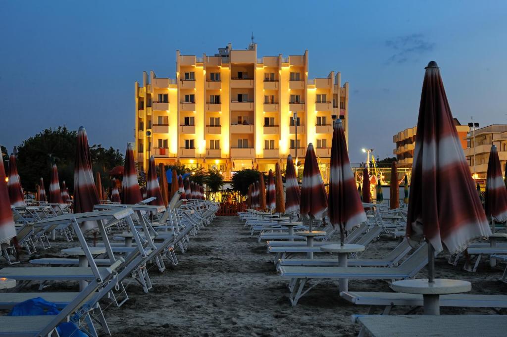 hotels with balcony in Rimini