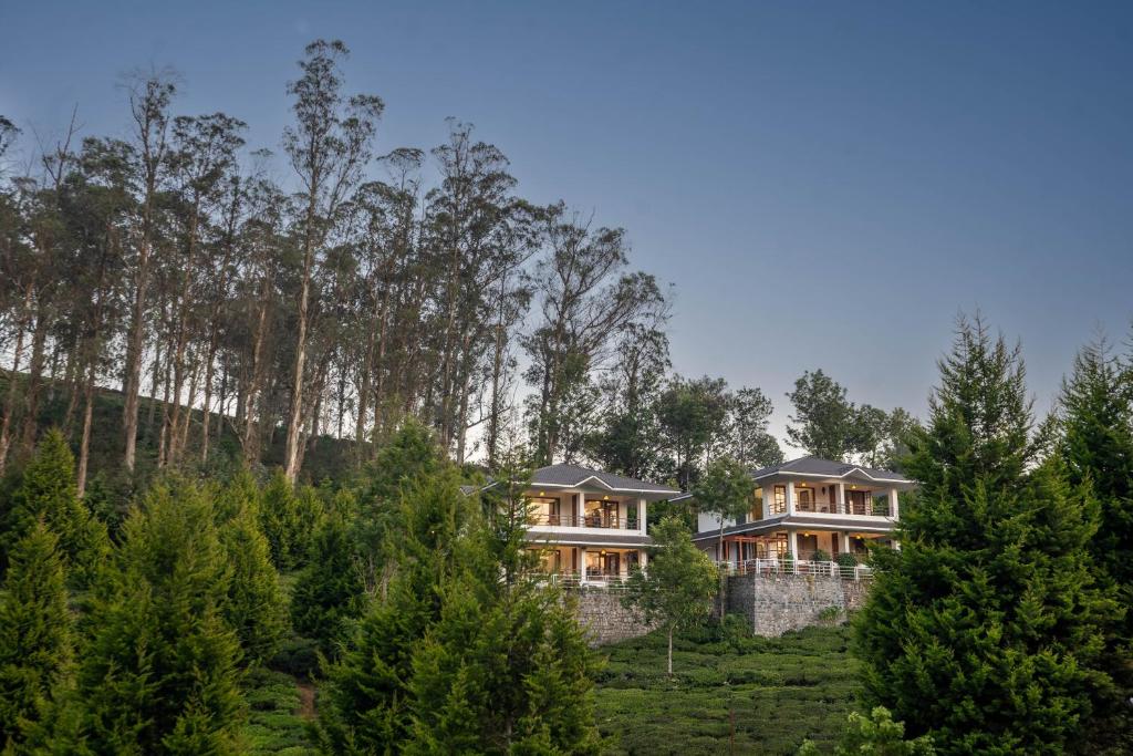 hotels with balcony in Kotagiri