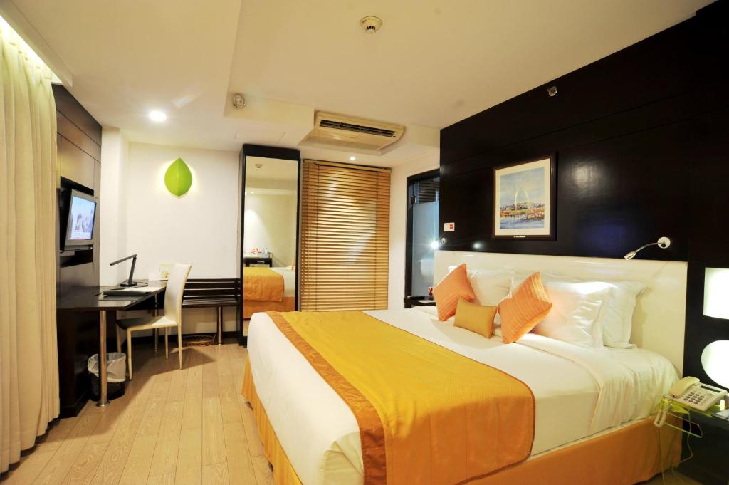 hotels with balcony in Dhaka