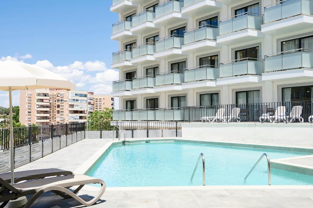 hotels with balcony in Torremolinos Bateria Park