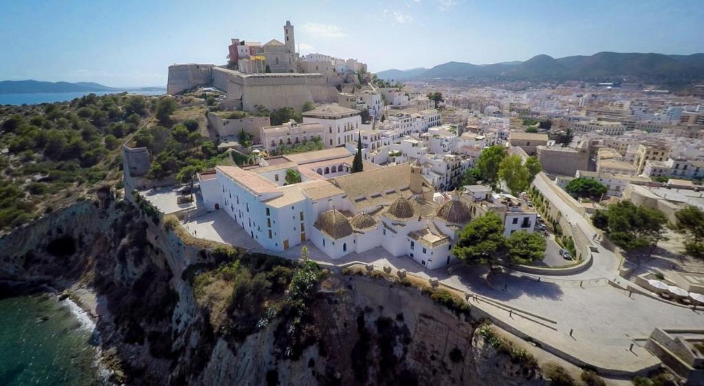 hotels with balcony in Ibiza