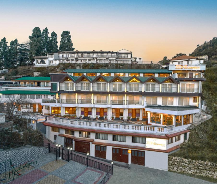 hotels with balcony in Mussoorie