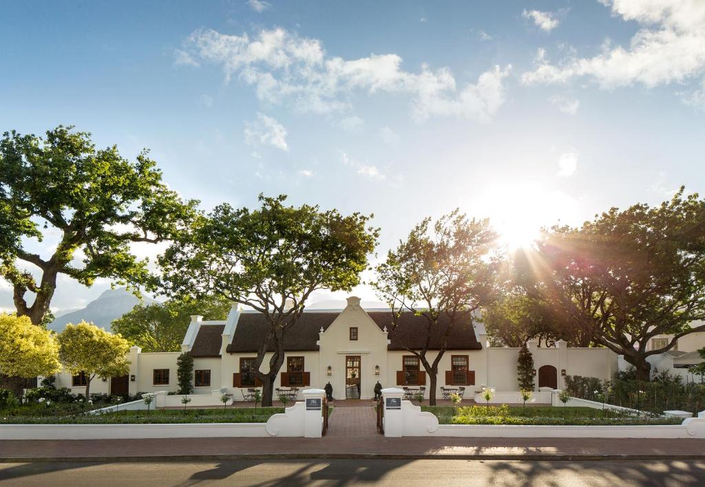 hotels with balcony in Franschhoek