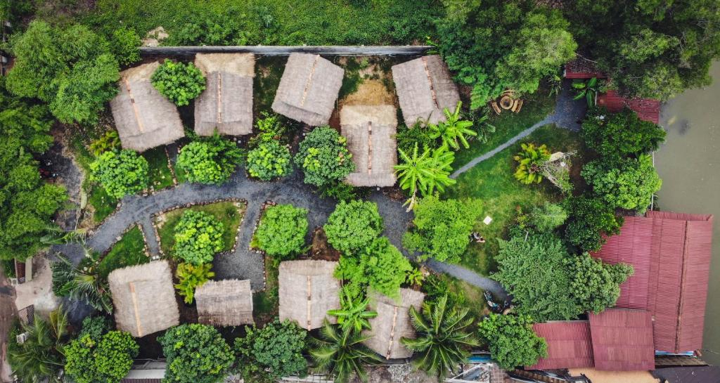 hotels with balcony in Kampot