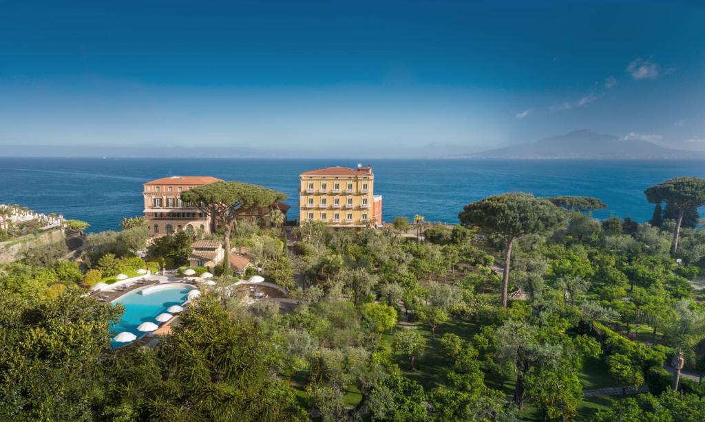 hotels with balcony in Sorrento Italy