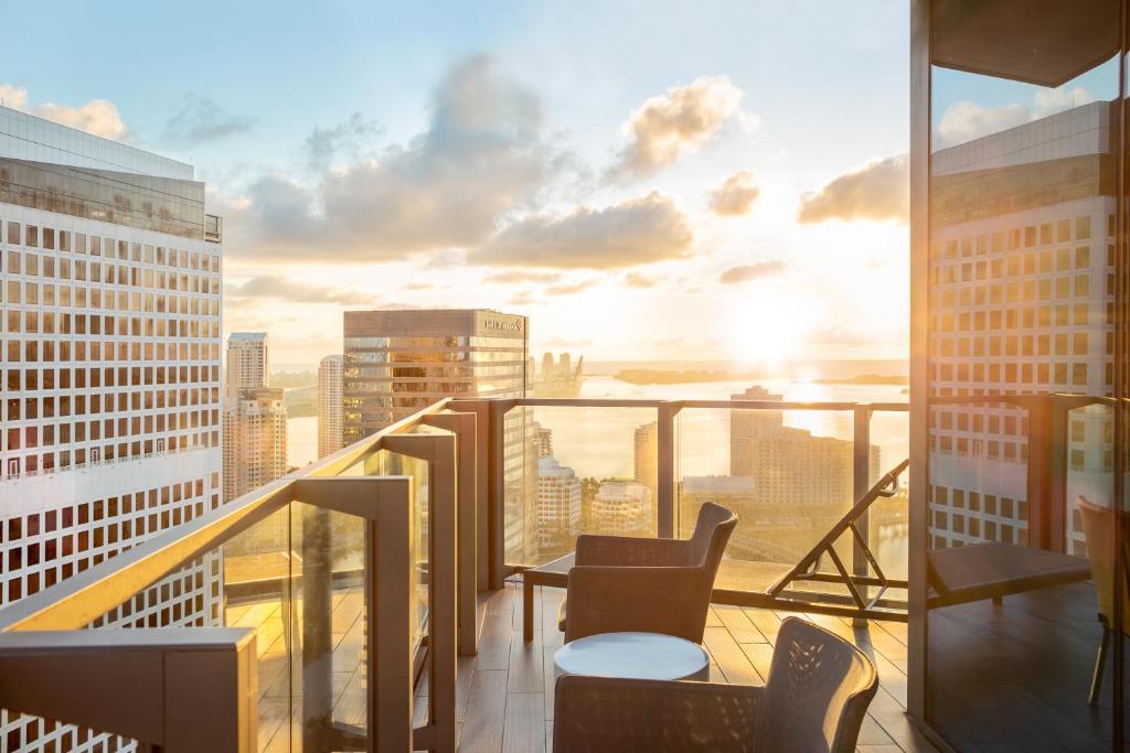 hotels with balcony in Miami United States