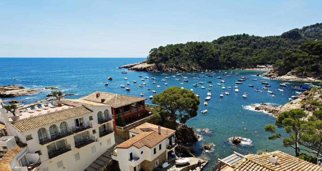 hotels with balcony in Begur Spain