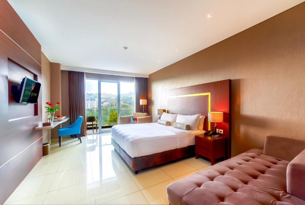 hotels with balcony in Bandung