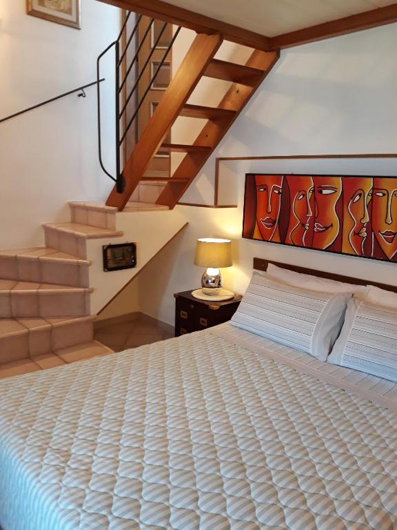 hotels with balcony in La Spezia