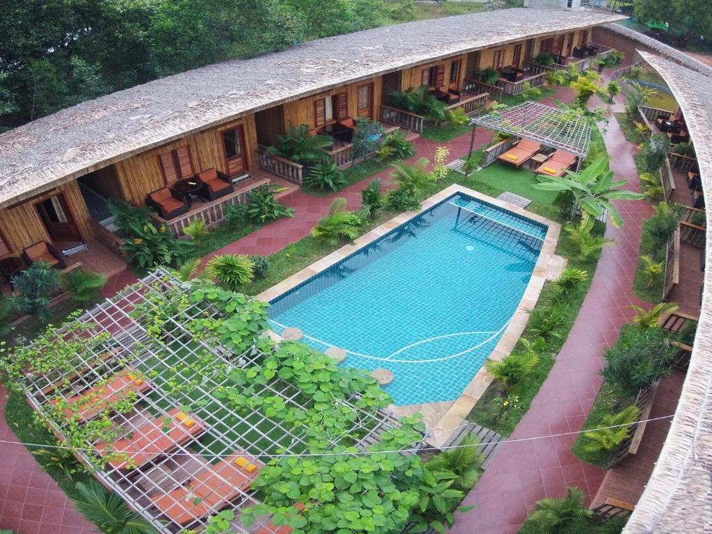 hotels with balcony in Sihanoukville