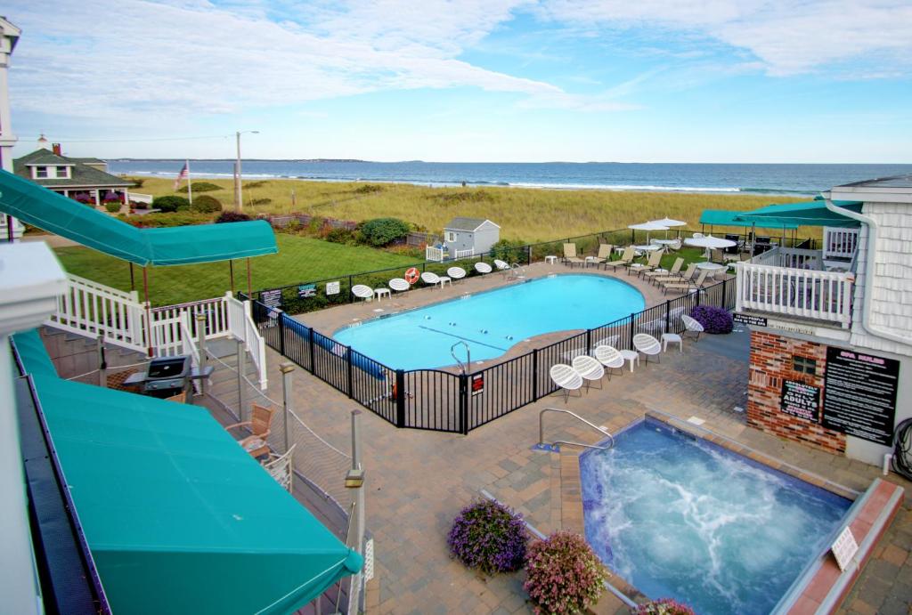 hotels with balcony in Old Orchard Beach