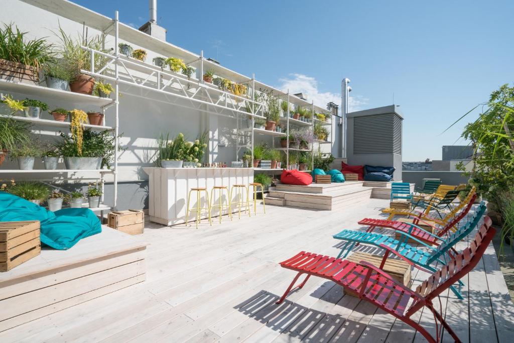 hotels with balcony in Vienna 17 Hernals