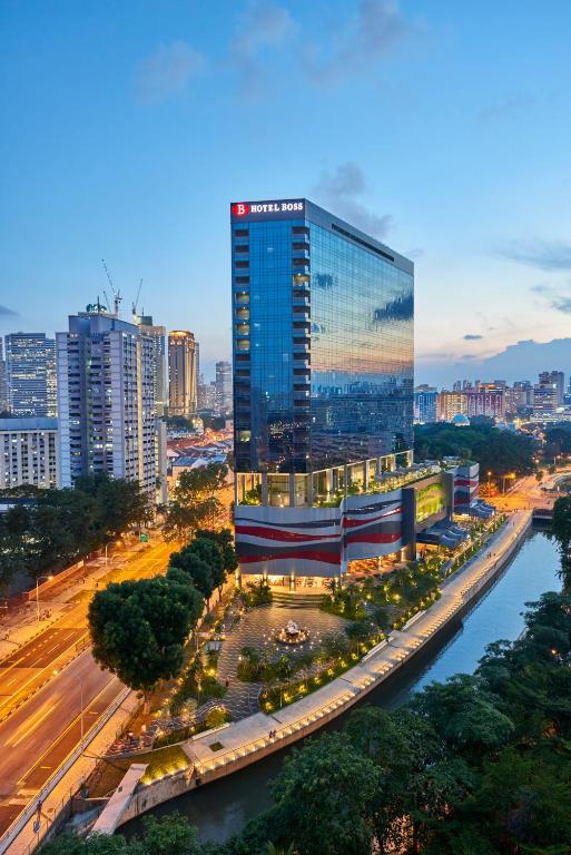 hotels with balcony in Singapore